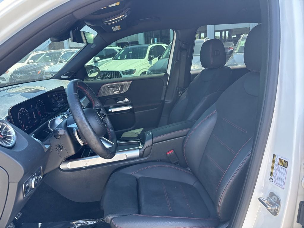 2025 Mercedes-Benz GLB GLB 250 4MATIC®