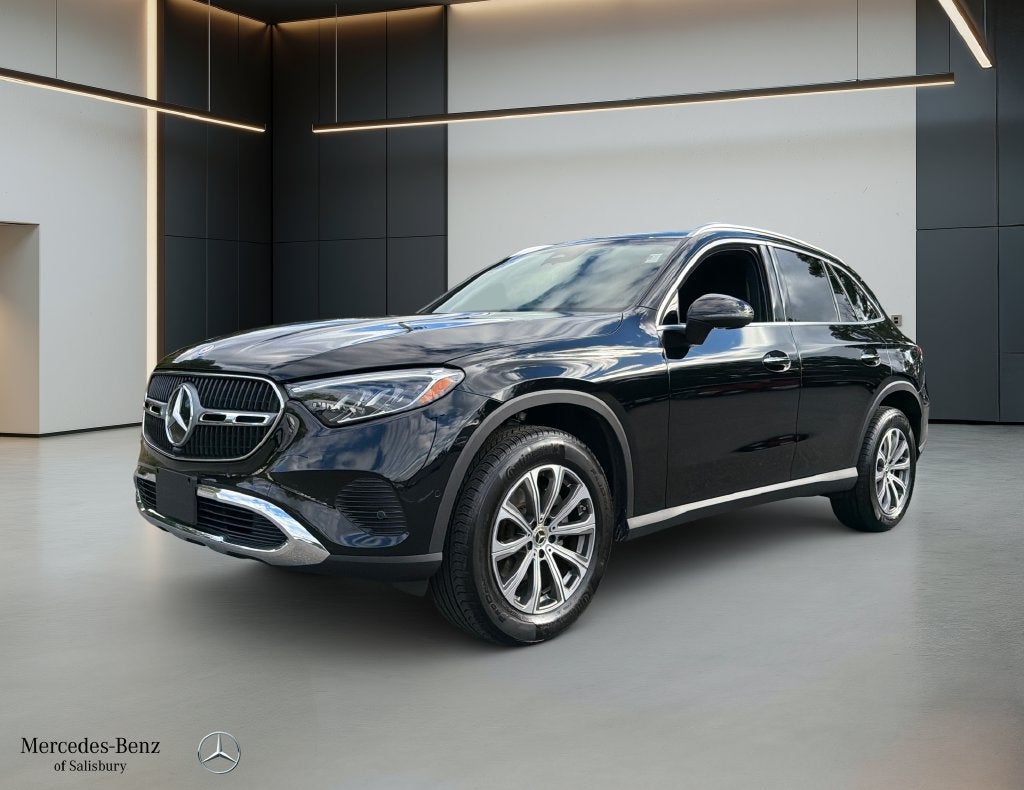 2025 Mercedes-Benz GLC