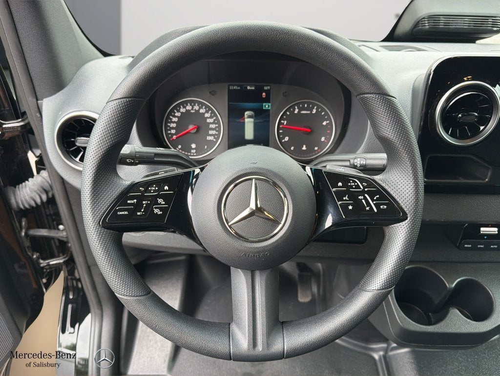 2025 Mercedes-Benz Sprinter 2500 Passenger 144 WB