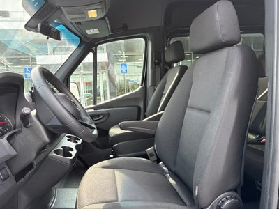 2025 Mercedes-Benz Sprinter 2500 Passenger 144 WB