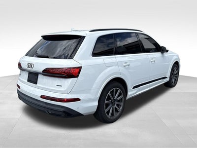 2023 Audi Q7 45 Premium Plus quattro