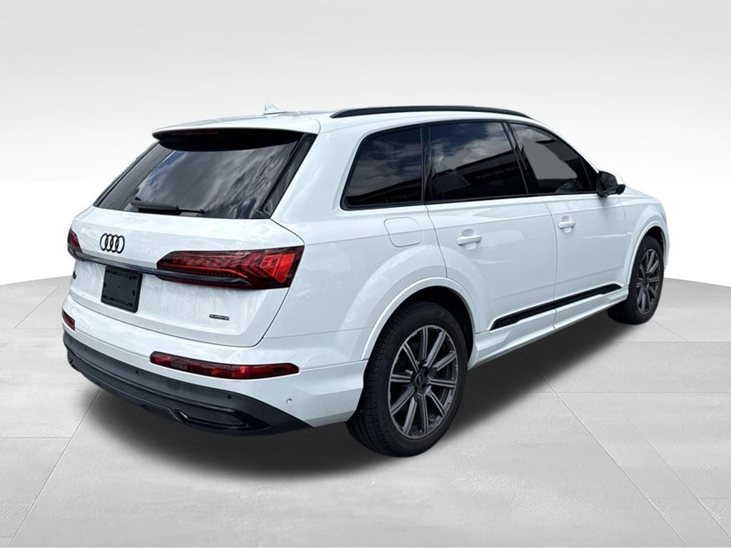 2023 Audi Q7 45 Premium Plus quattro