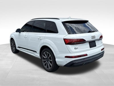 2023 Audi Q7 45 Premium Plus quattro