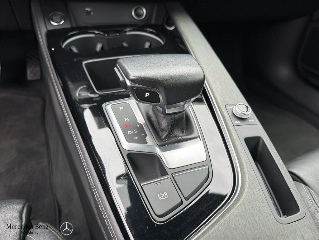 2024 Audi A4 45 S line Premium Plus quattro