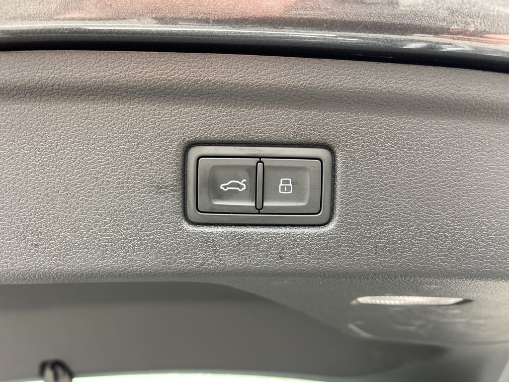 2023 Audi A5 Sportback 45 S line Prestige quattro