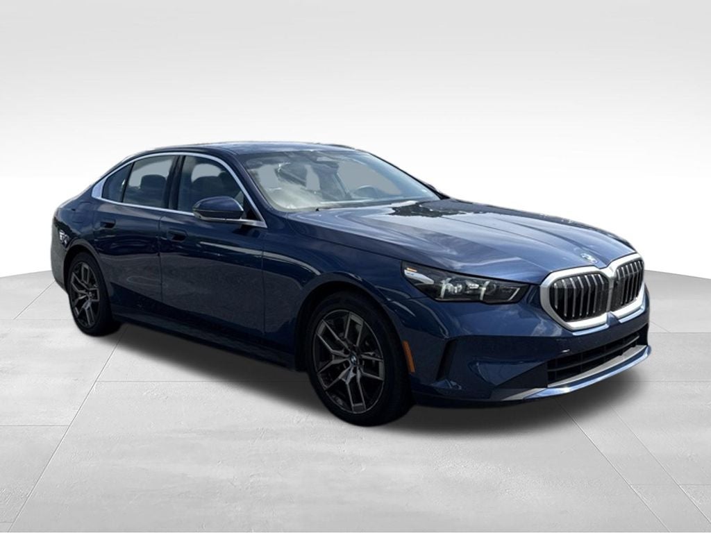 2026 BMW 5 Series 530i