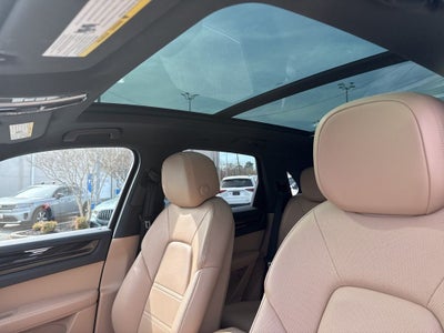 2022 Porsche Cayenne Base