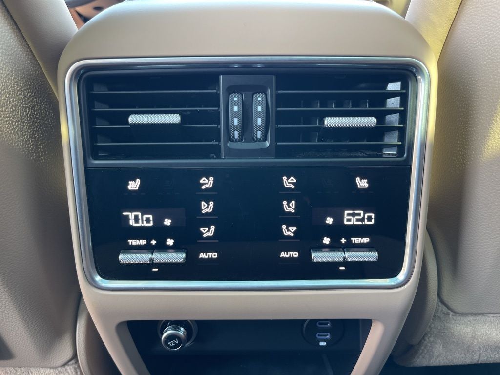 2022 Porsche Cayenne AWD