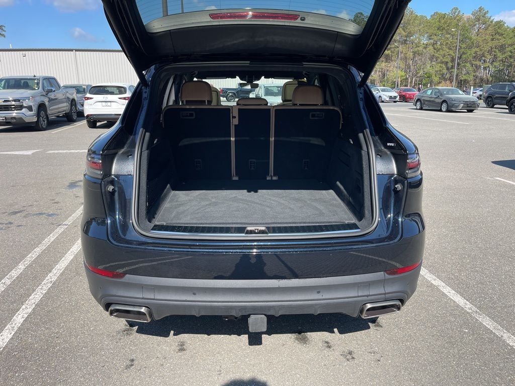 2022 Porsche Cayenne AWD