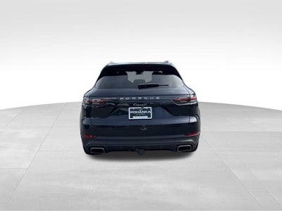 2022 Porsche Cayenne Base