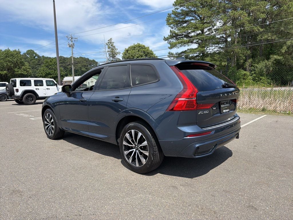 2024 Volvo XC60 B5 Plus Dark Theme