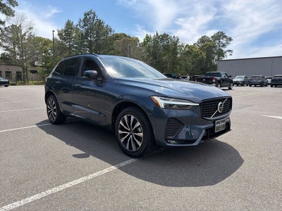 2024 Volvo XC60 B5 Plus Dark Theme