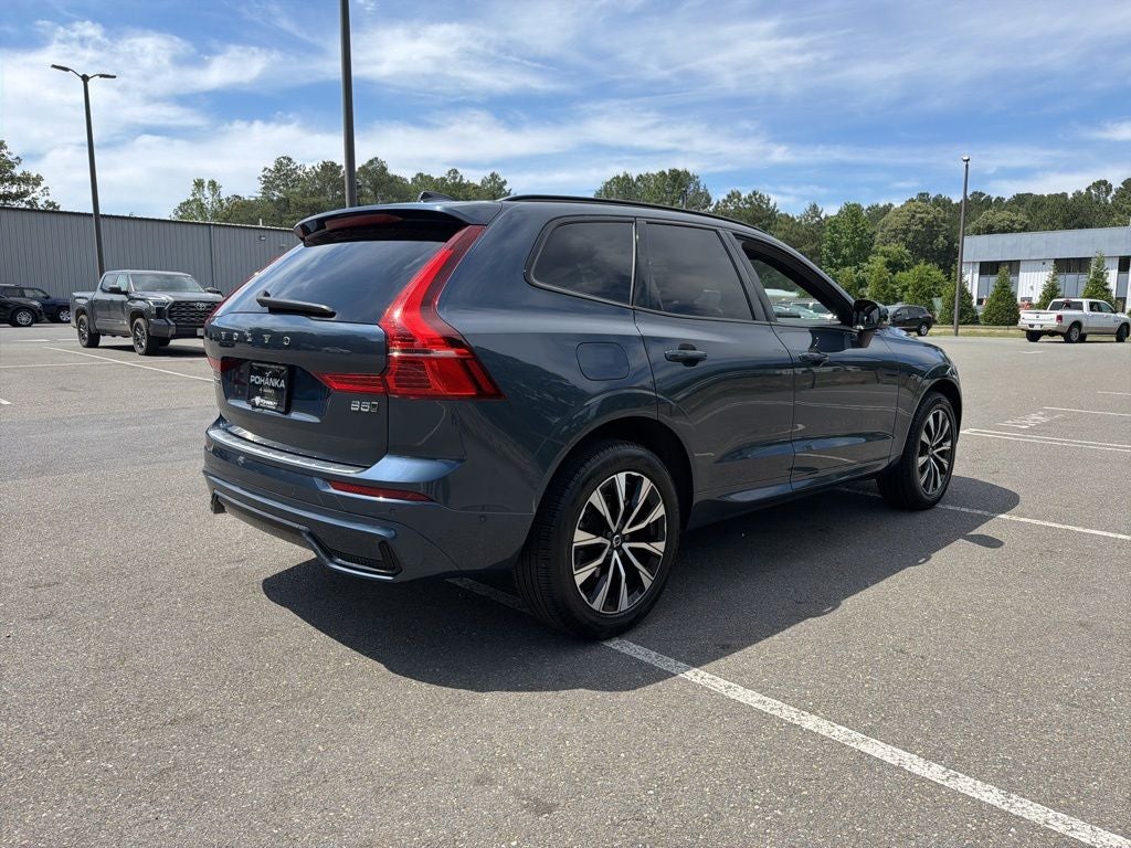 2024 Volvo XC60 B5 Plus Dark Theme