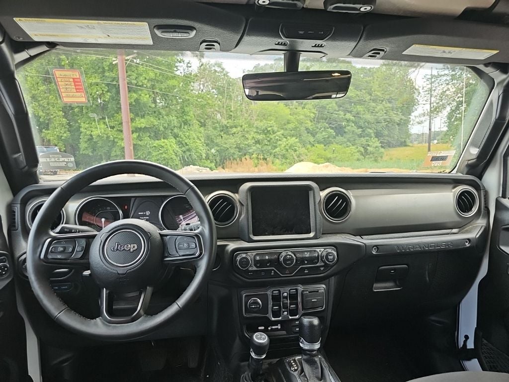 2023 Jeep Wrangler Willys 4xe *** ONE OWNER ** LOW MILES ***