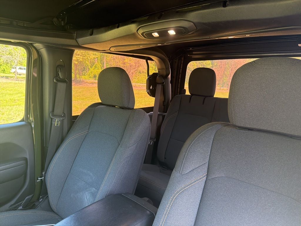 2024 Jeep Wrangler Willys *** ONE OWNER ** LOW MILES ***