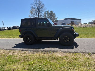 2024 Jeep Wrangler Willys *** ONE OWNER ** LOW MILES ***