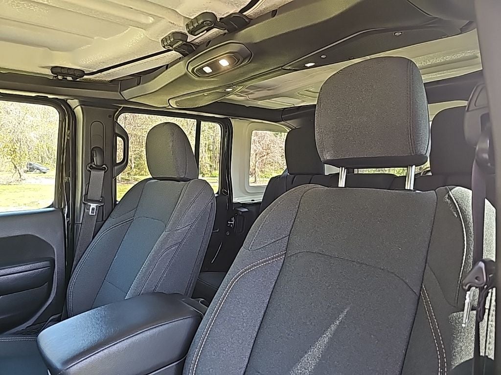 2025 Jeep Wrangler Sport S **** ONE OWNER ****