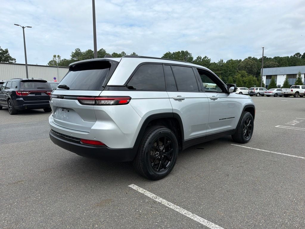 2025 Jeep Grand Cherokee Altitude