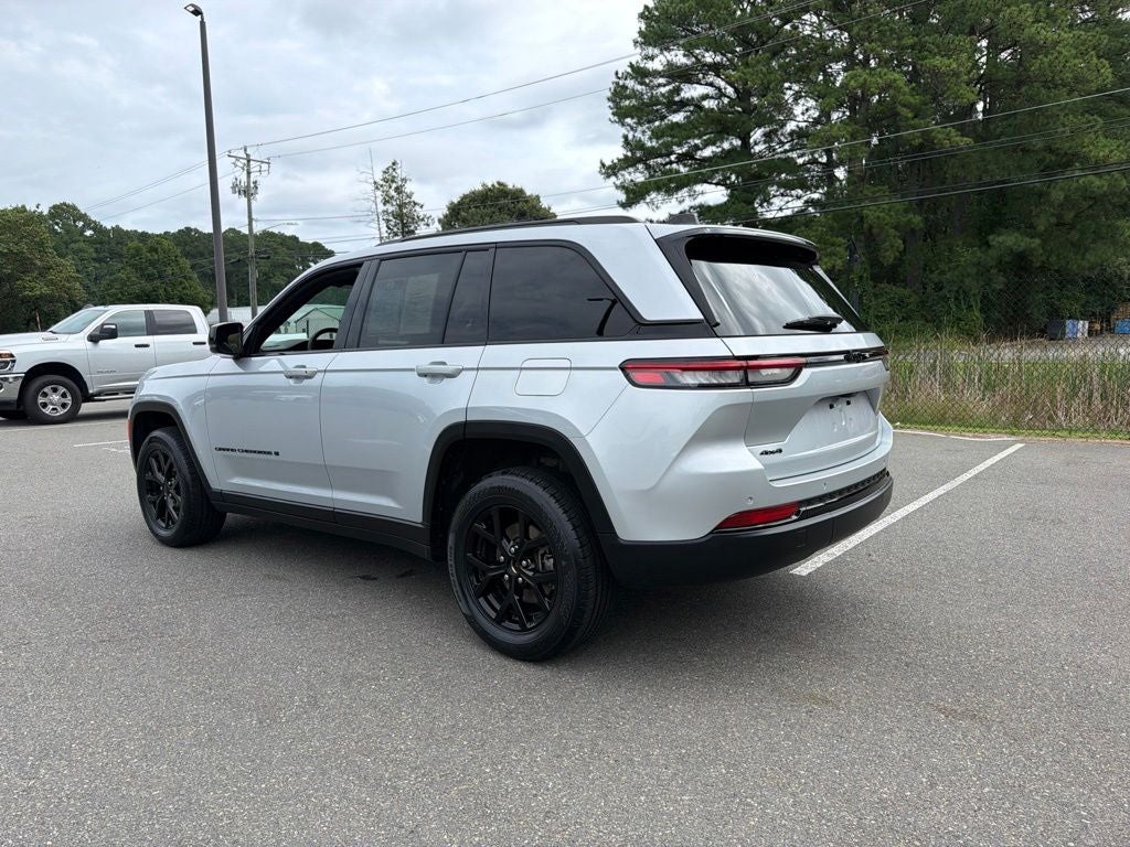 2025 Jeep Grand Cherokee Altitude