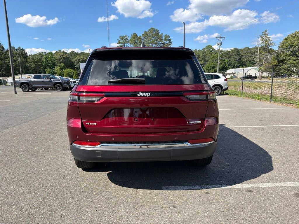 2024 Jeep Grand Cherokee Laredo