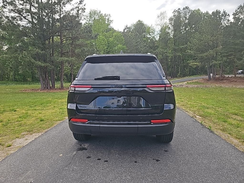 2025 Jeep Grand Cherokee Altitude **** ONE OWNER ****