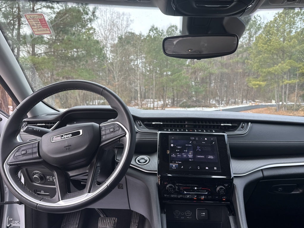 2023 Jeep Grand Cherokee Laredo