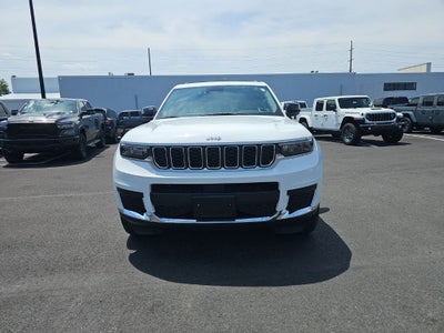 2023 Jeep Grand Cherokee L Laredo **** ONE OWNER ****