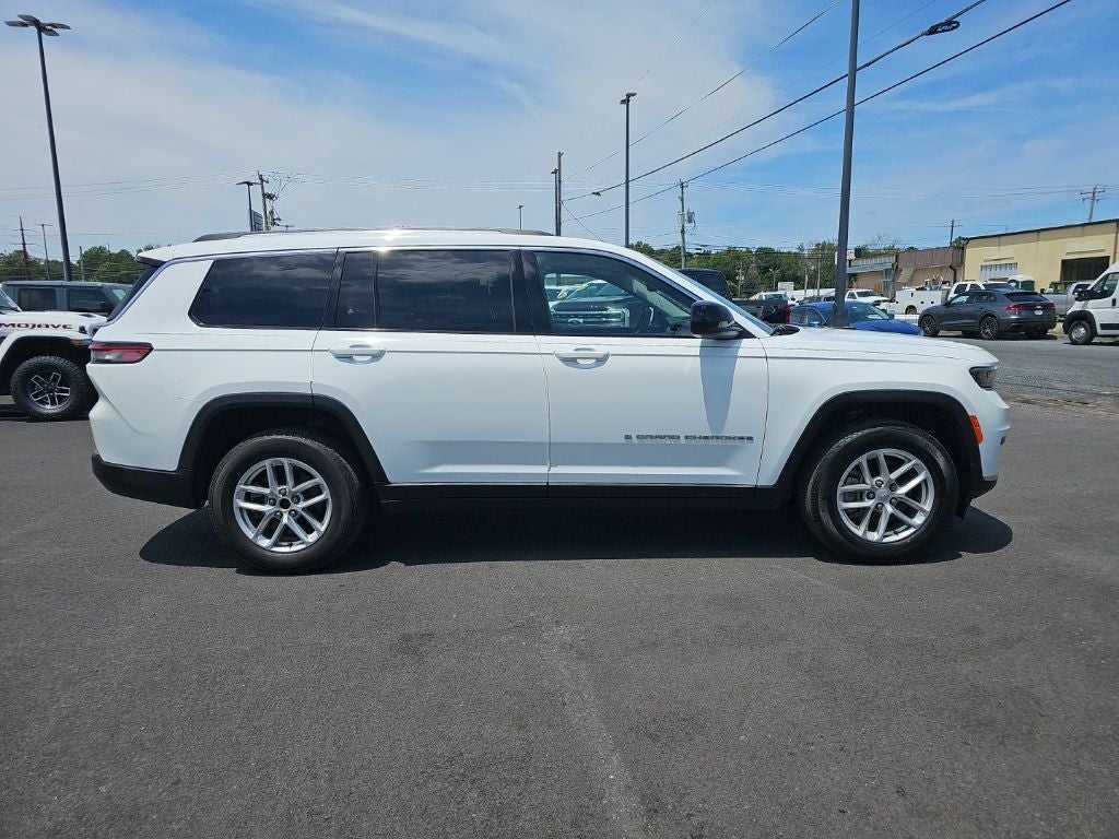 2023 Jeep Grand Cherokee L Laredo **** ONE OWNER ****