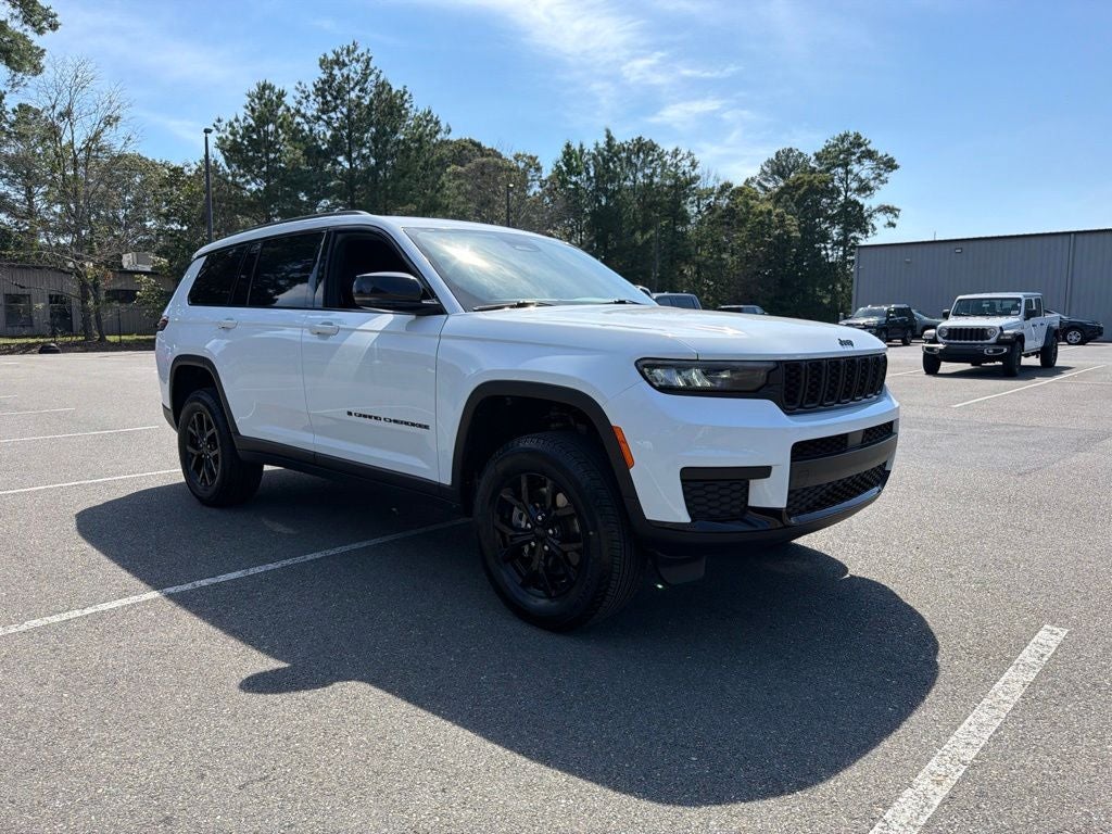2024 Jeep Grand Cherokee L Altitude *** LOW MILES ** CLEAN TRADE ***