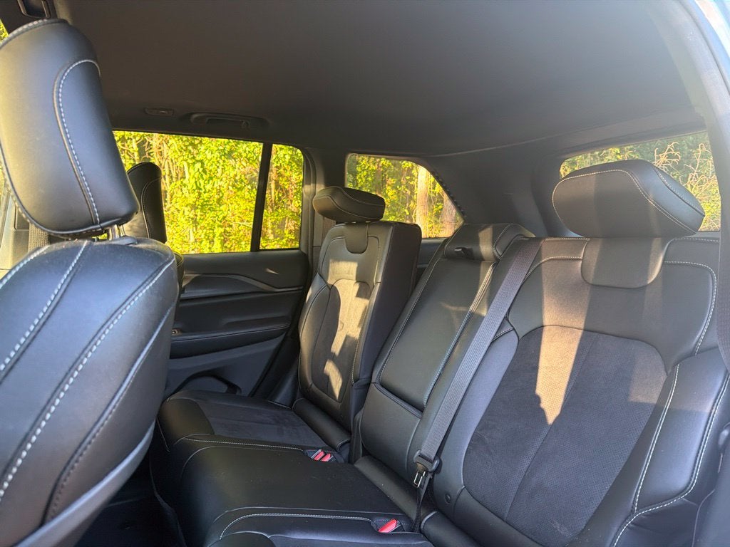 2024 Jeep Grand Cherokee L Laredo