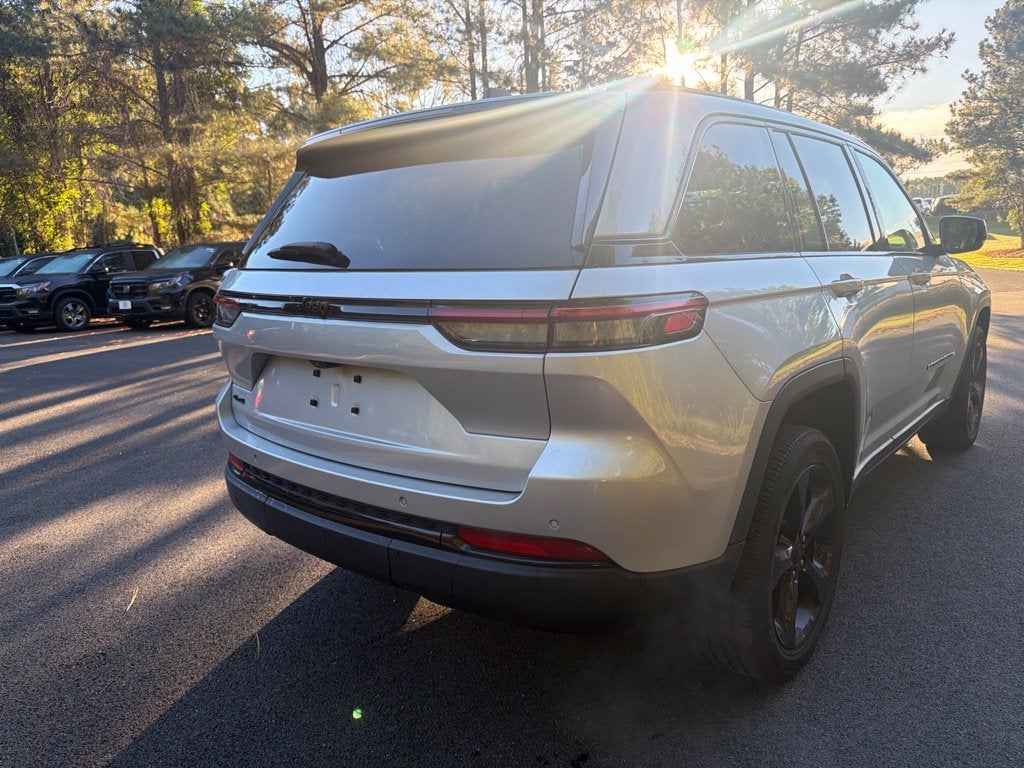 2024 Jeep Grand Cherokee L Laredo