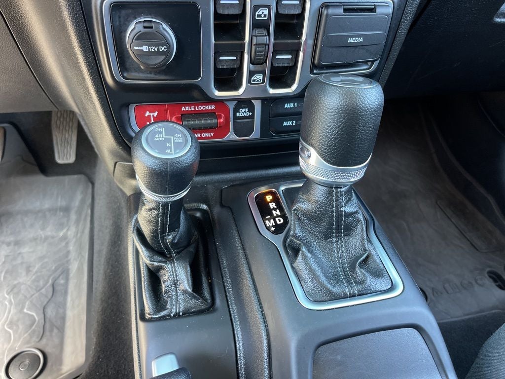 2025 Jeep Wrangler Willys 4xe **** ONE OWNER ****