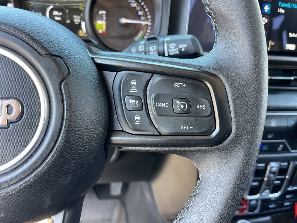 2025 Jeep Wrangler Willys 4xe **** ONE OWNER ****