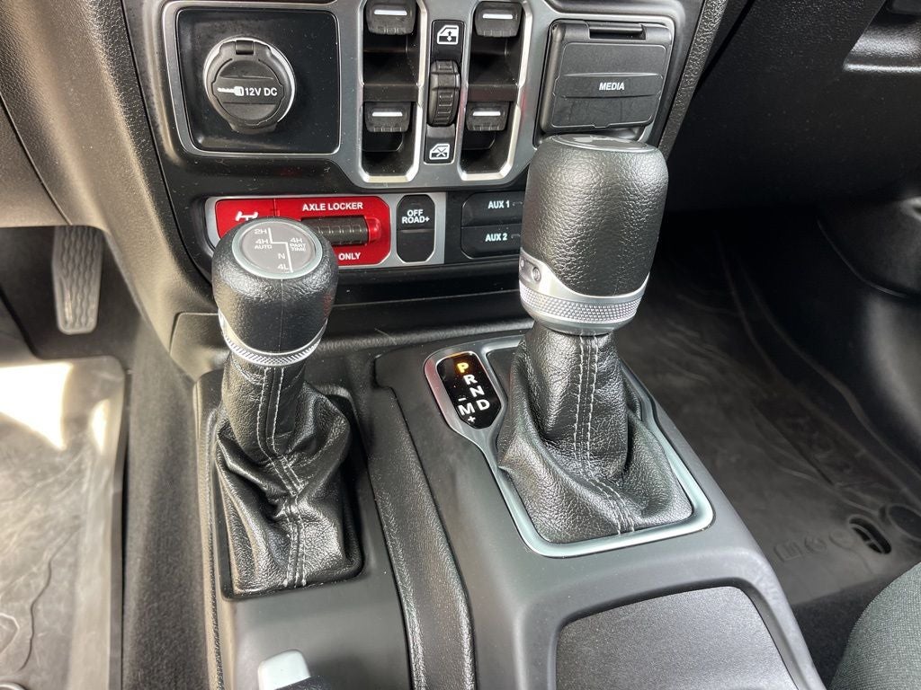 2025 Jeep Wrangler Willys 4xe *** BEACH READY ***
