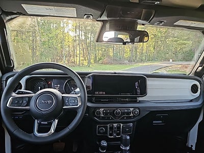 2025 Jeep Wrangler Sahara 4xe *** ONE OWNER ***