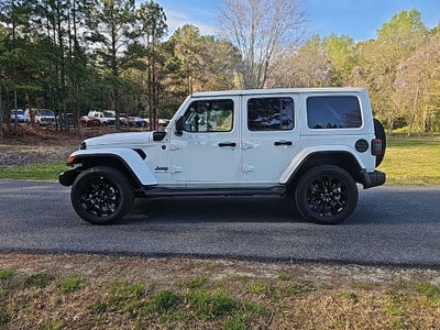 2025 Jeep Wrangler Sahara 4xe *** ONE OWNER ***
