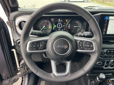2025 Jeep Wrangler Sahara 4xe *** ONE OWNER ***
