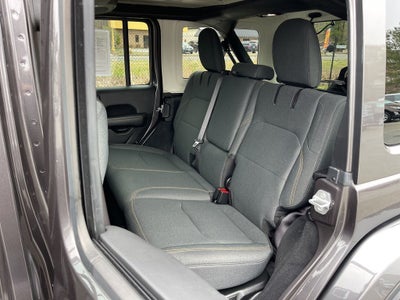 2025 Jeep Wrangler Sahara 4xe *** ONE OWNER ***
