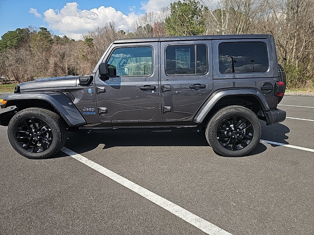 2025 Jeep Wrangler Sahara 4xe *** ONE OWNER ***