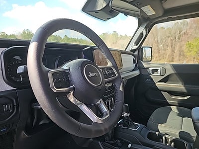 2025 Jeep Wrangler Sahara 4xe *** ONE OWNER ***