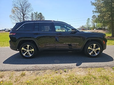 2024 Jeep Grand Cherokee 4xe **** ONE OWNER ****