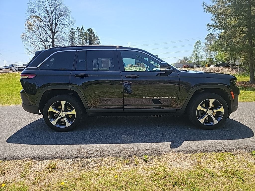 2024 Jeep Grand Cherokee 4xe **** ONE OWNER ****
