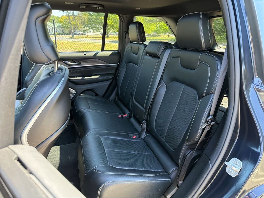 2024 Jeep Grand Cherokee Overland 4xe **** ONE OWNER ** CERTIFIED ****