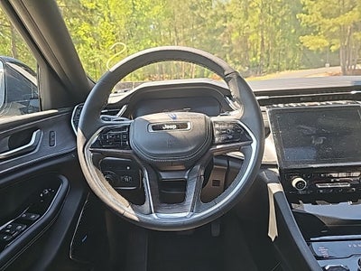 2023 Jeep Grand Cherokee Overland 4xe *** ONE OWNER ***