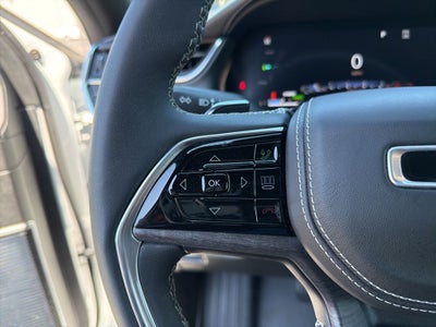 2023 Jeep Grand Cherokee Overland 4xe *** ONE OWNER ***