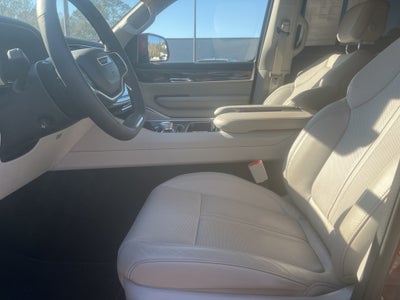 2022 Jeep Wagoneer Series II