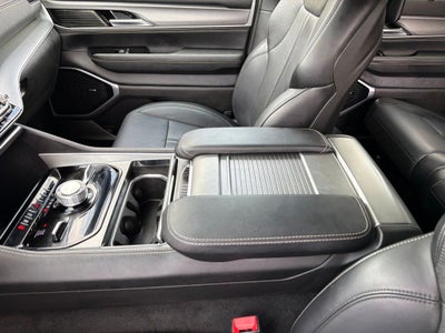 2025 Jeep Wagoneer Series III *** ONE OWNER ***