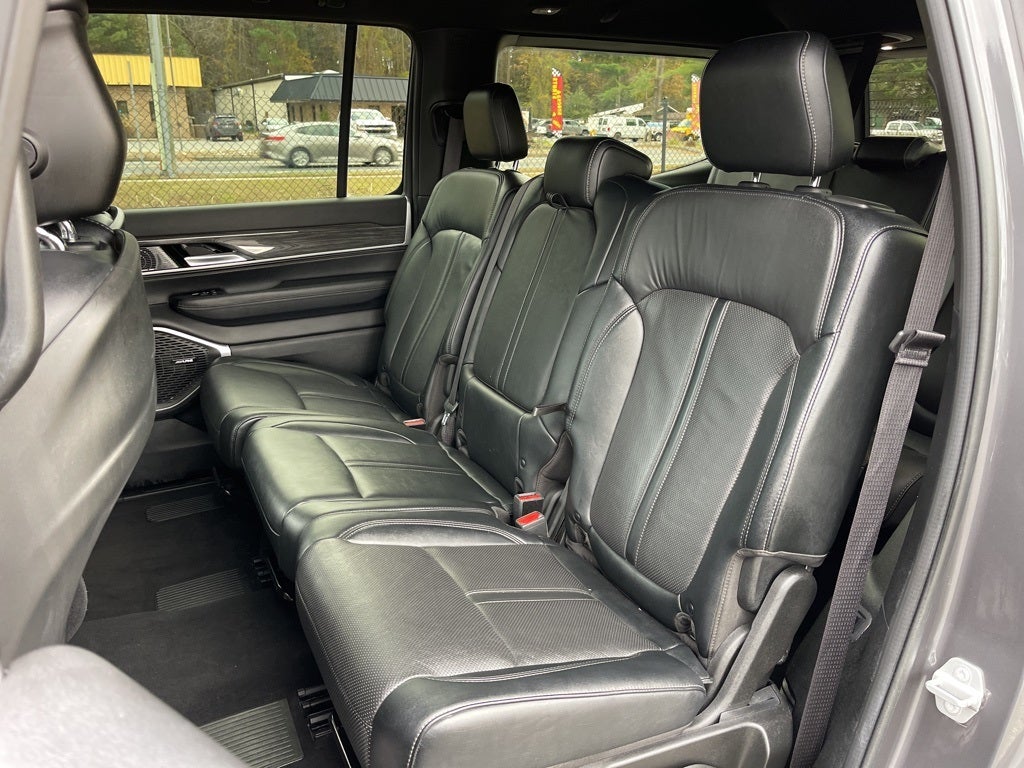 2022 Jeep Wagoneer Series III