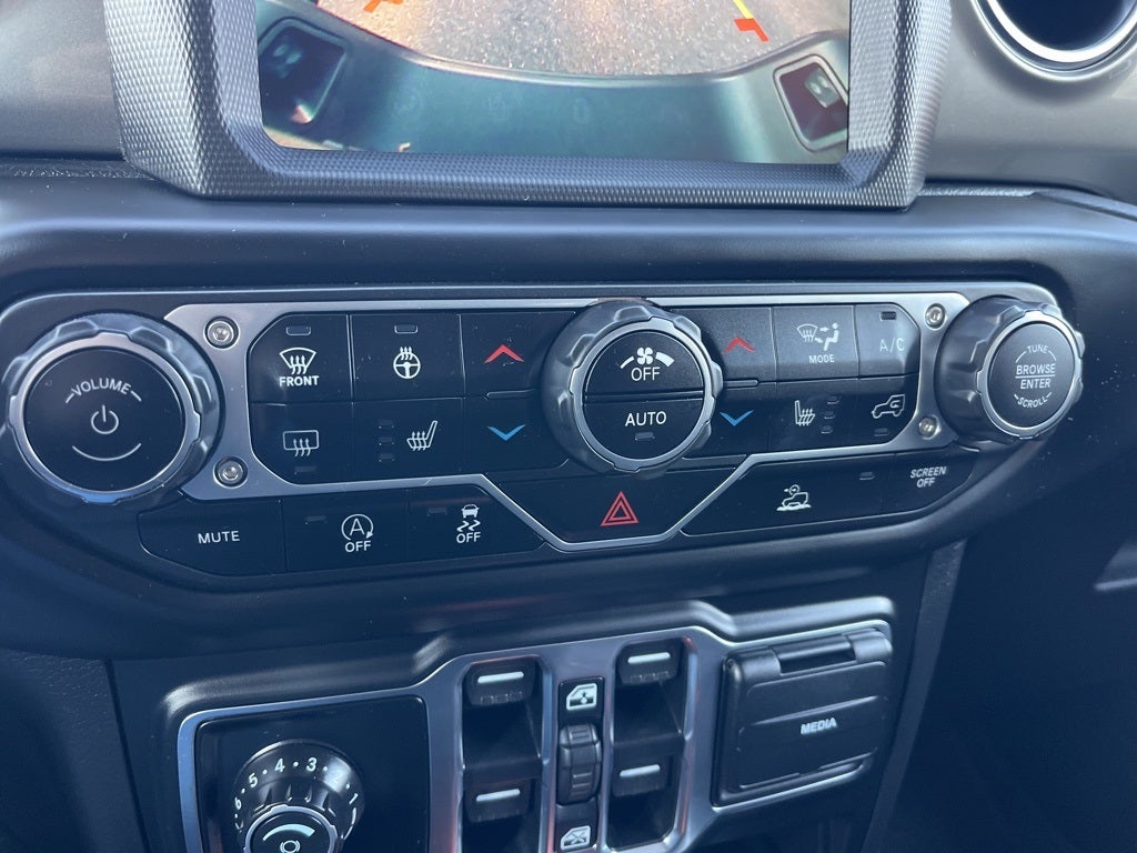 2022 Jeep Gladiator Overland