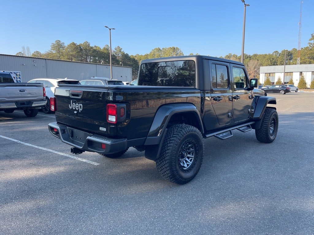 2022 Jeep Gladiator Overland